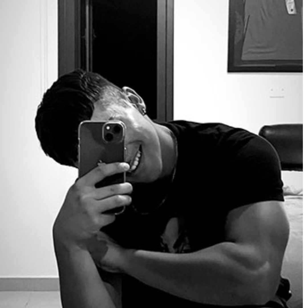 <em><strong>Daniel M.</strong></em>